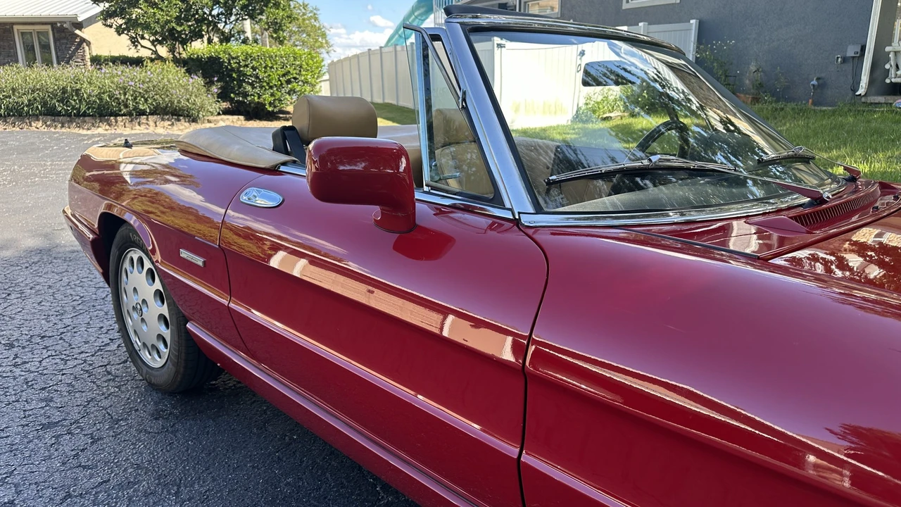1991 Alfa Romeo Series 4 - Image 30 of 31