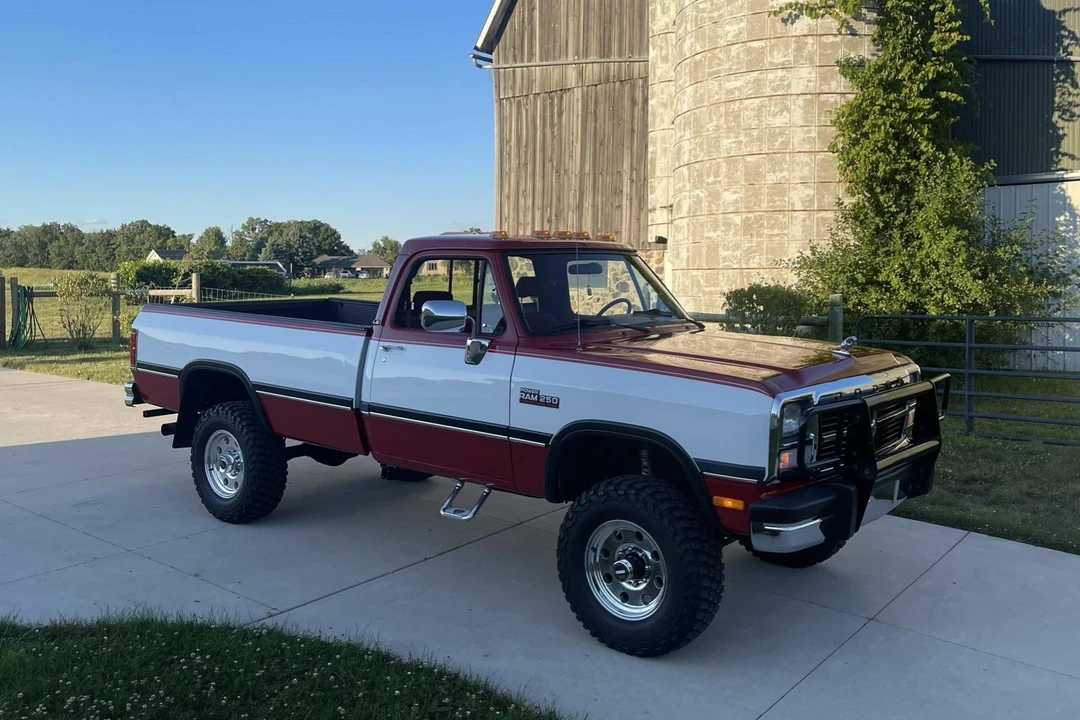 1991 Dodge Ram 1st Gen - Image 2 of 31