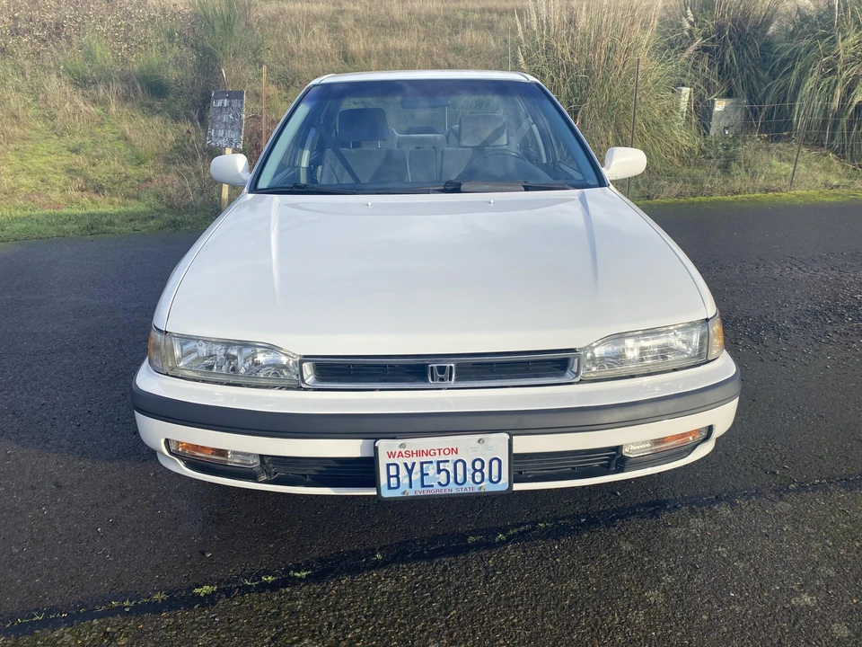 1991 Honda Accord 4th Gen - Image 16 of 31