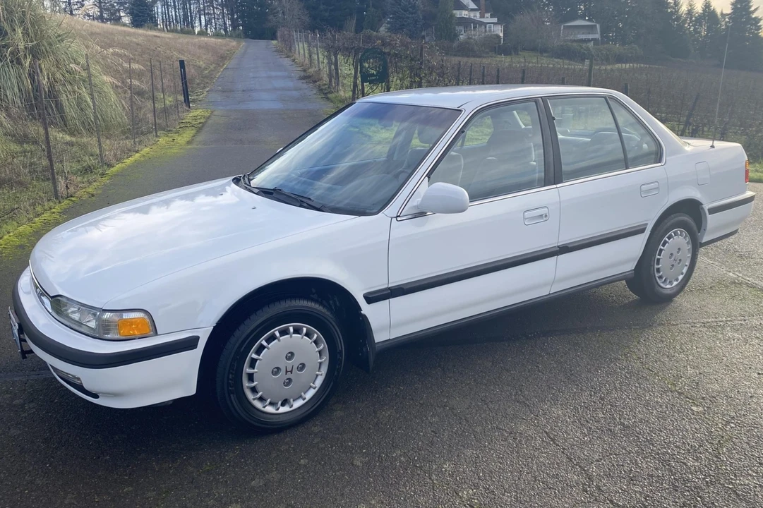 1991 Honda Accord 4th Gen - Image 3 of 31