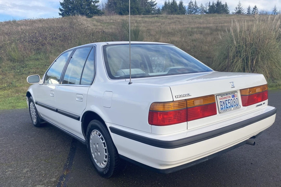 1991 Honda Accord 4th Gen - Image 6 of 31