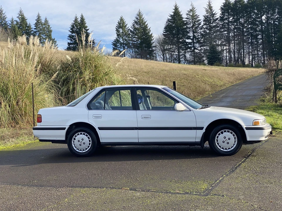 1991 Honda Accord 4th Gen - Image 8 of 31