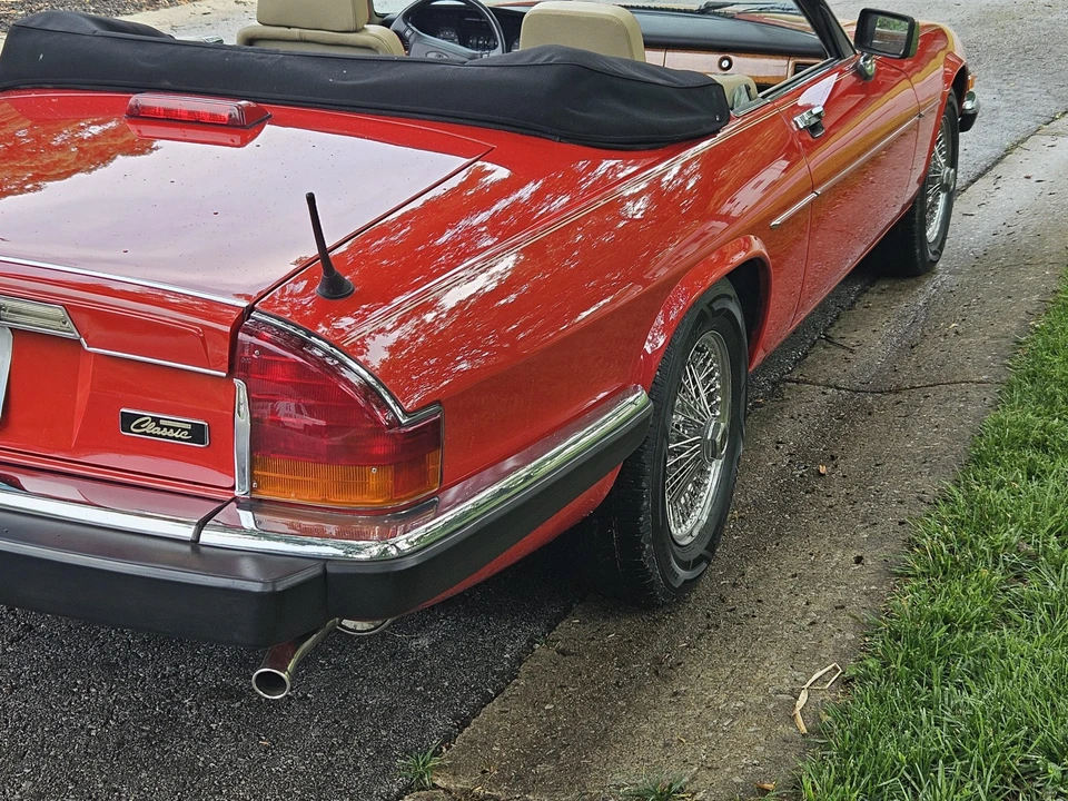 1991 Jaguar XJS Convertible - Image 25 of 31