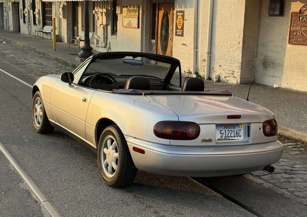 1991 Mazda NA MX-5 Miata - Image 18 of 31