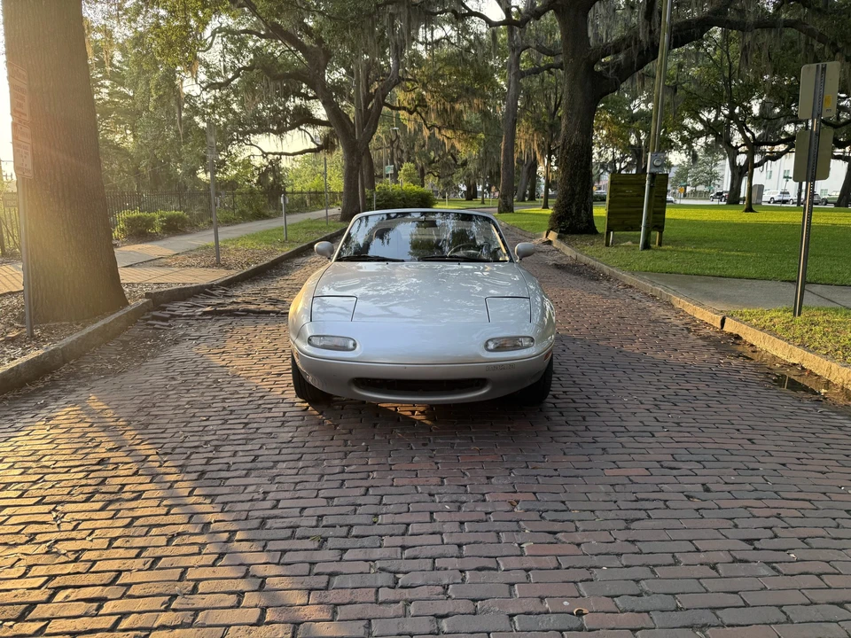 1991 Mazda NA MX-5 Miata - Image 2 of 31