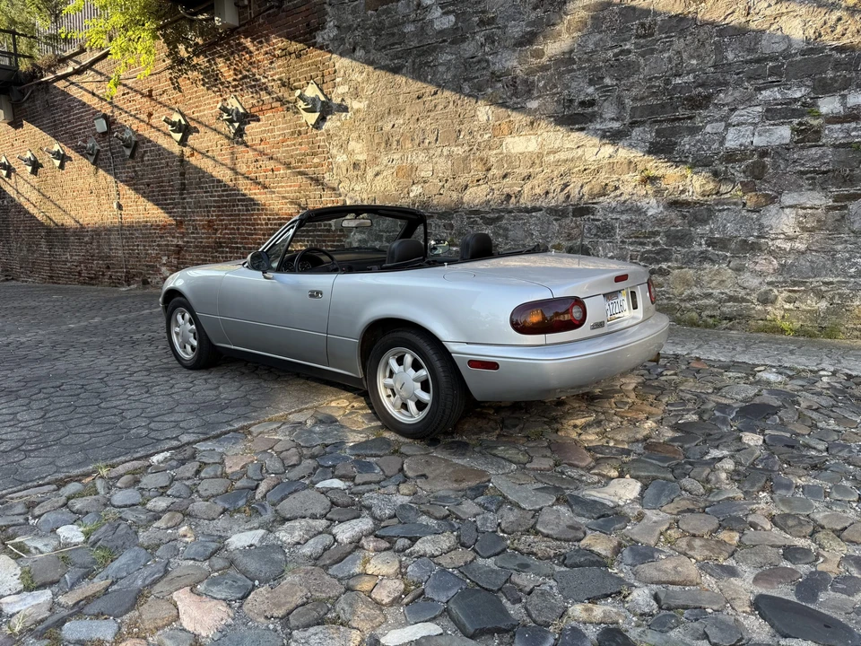 1991 Mazda NA MX-5 Miata - Image 16 of 31