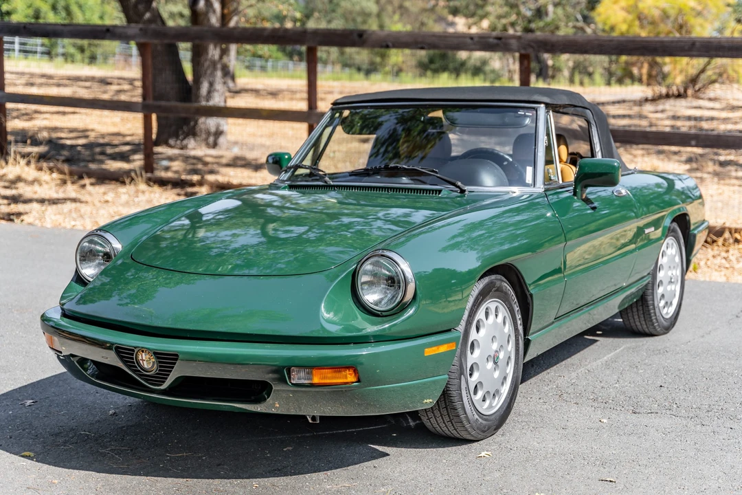 1992 Alfa Romeo Series 4 - Image 2 of 31