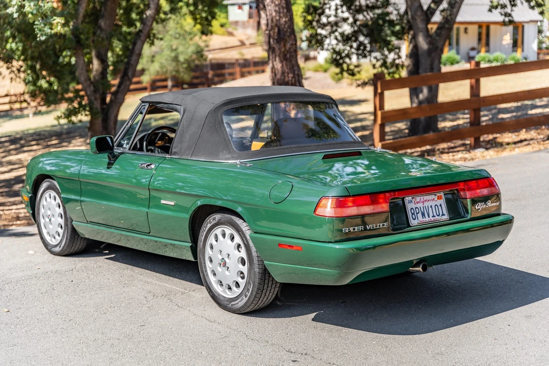 1992 Alfa Romeo Series 4 - Image 10 of 31