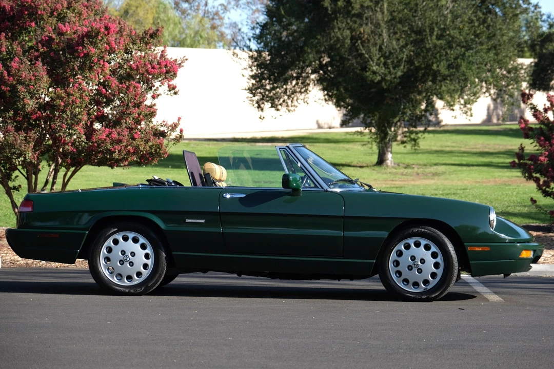 1992 Alfa Romeo Series 4 - Image 3 of 31