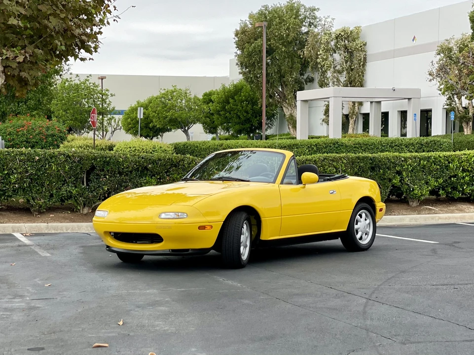 1992 Mazda NA MX-5 Miata - Image 4 of 31