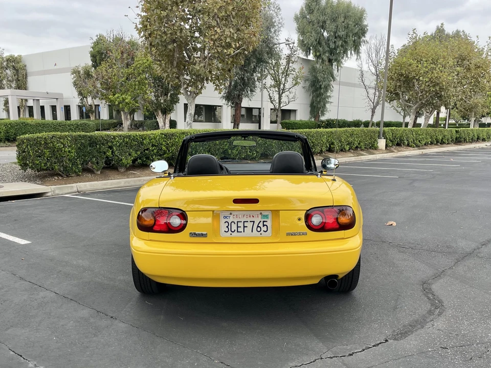 1992 Mazda NA MX-5 Miata - Image 14 of 31