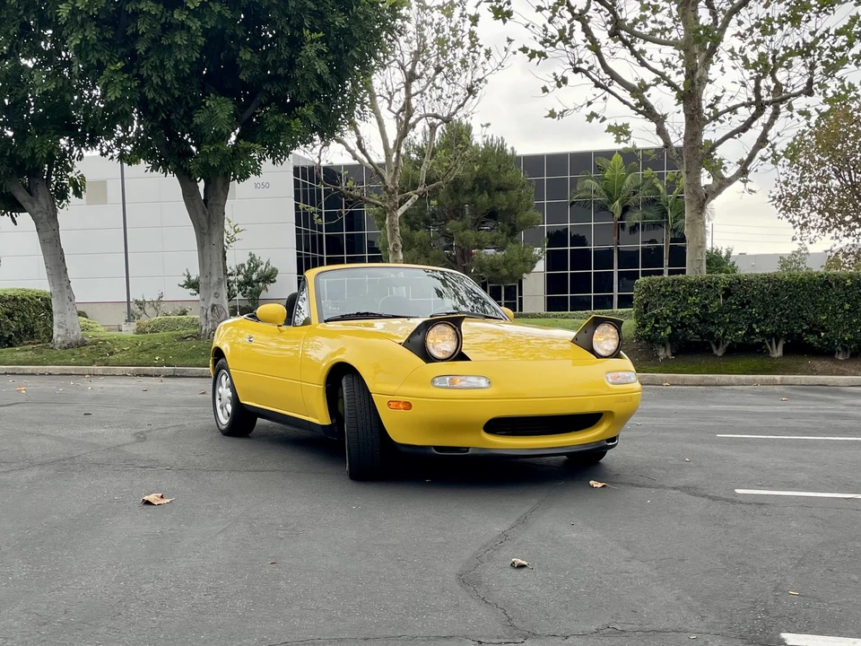 1992 Mazda NA MX-5 Miata - Image 21 of 31