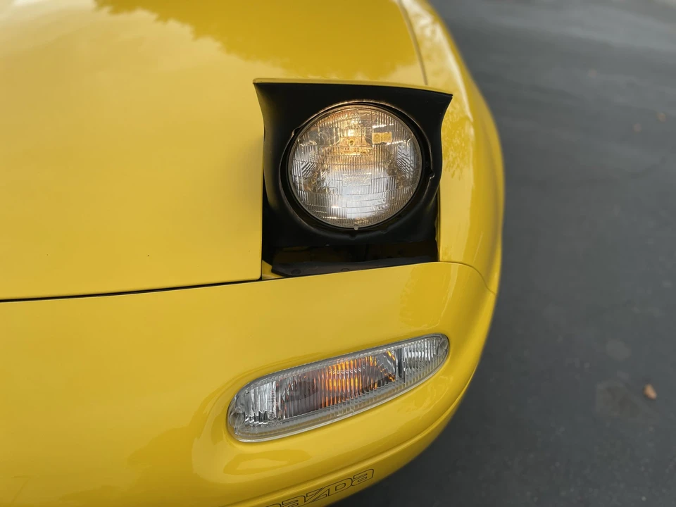 1992 Mazda NA MX-5 Miata - Image 28 of 31