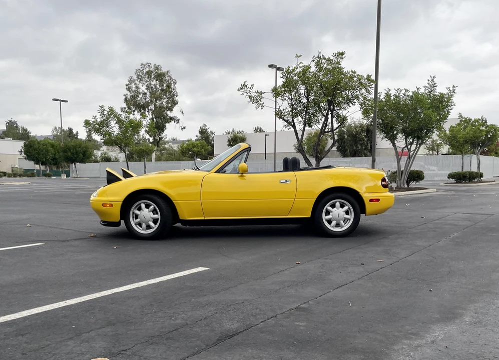 1992 Mazda NA MX-5 Miata - Image 12 of 31