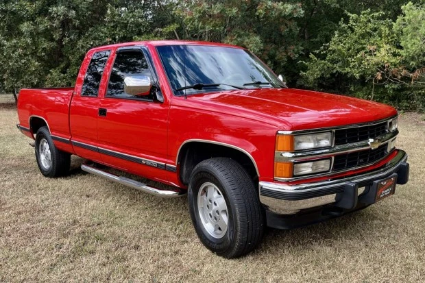 1994 Chevrolet C/K 4th Gen - Image 2 of 8