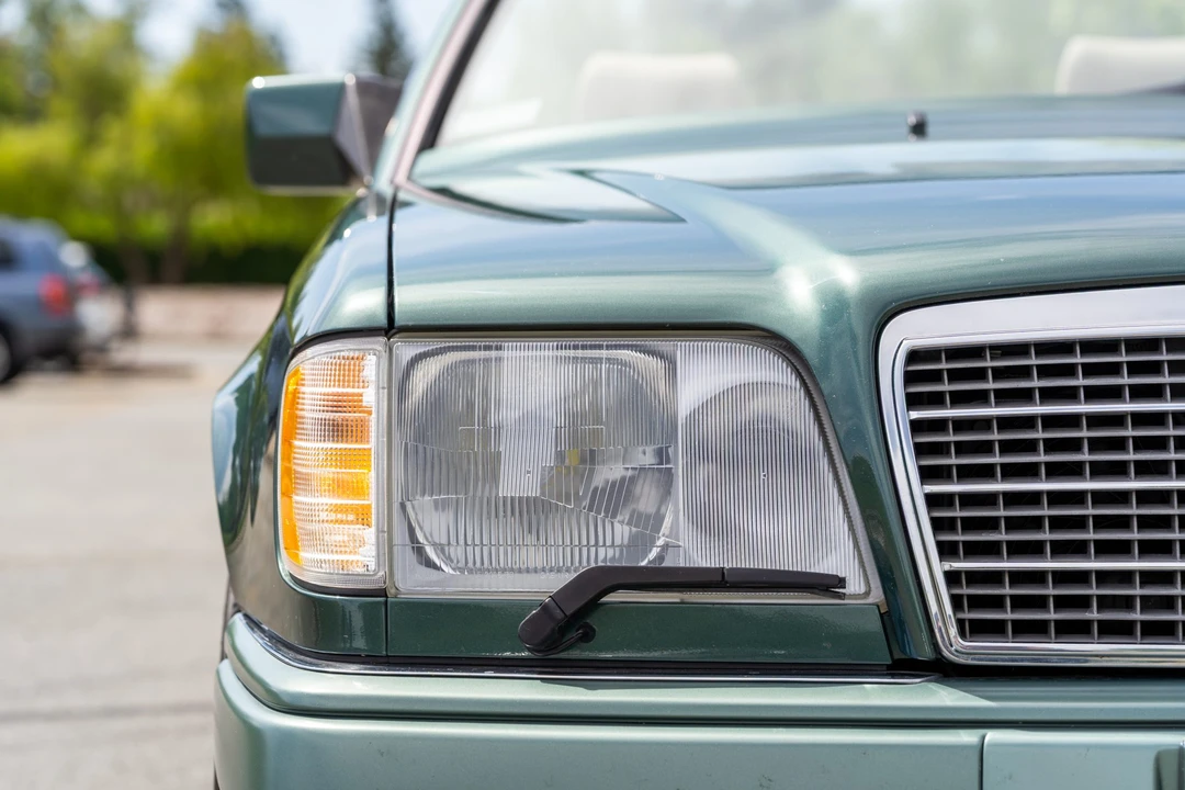 1994 Mercedes-Benz W124 E-Class - Image 17 of 31