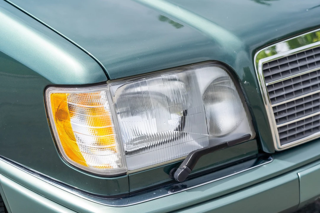 1994 Mercedes-Benz W124 E-Class - Image 19 of 31