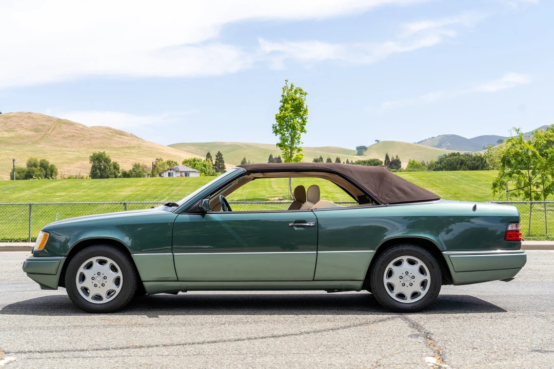 1994 Mercedes-Benz W124 E-Class - Image 9 of 31