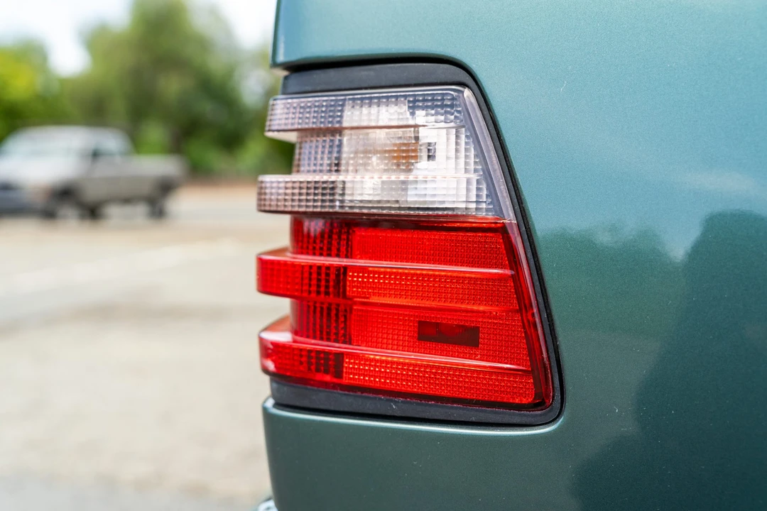 1994 Mercedes-Benz W124 E-Class - Image 26 of 31