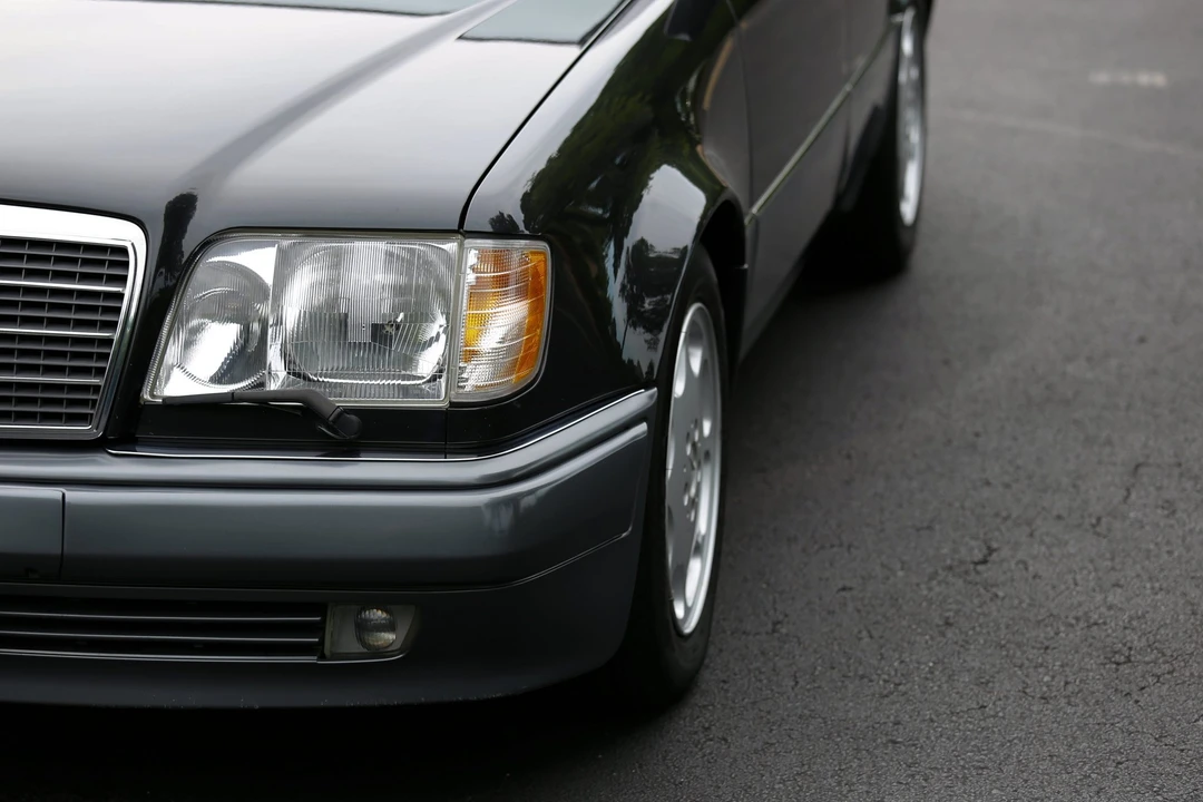 1994 Mercedes-Benz 500E & E500 - Image 20 of 31