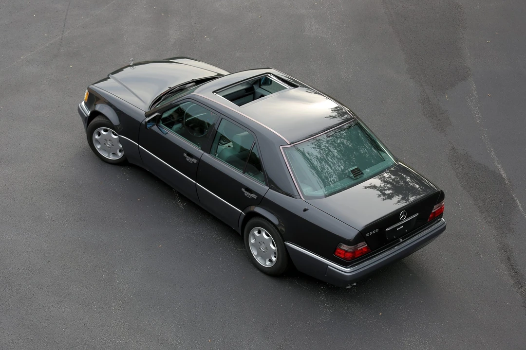 1994 Mercedes-Benz 500E & E500 - Image 15 of 31