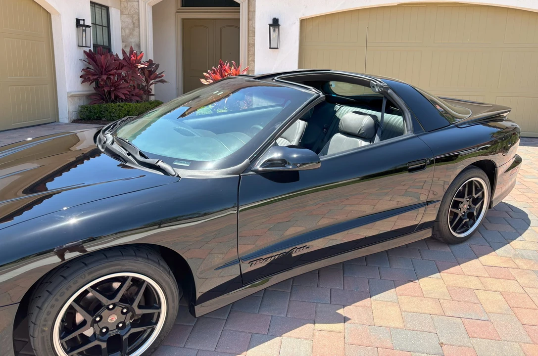 1994 Pontiac Firebird Trans Am 4th Gen - Image 17 of 31