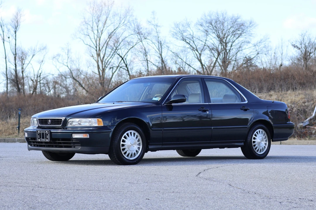 1995 Acura Legend 2nd Gen - Image 4 of 31
