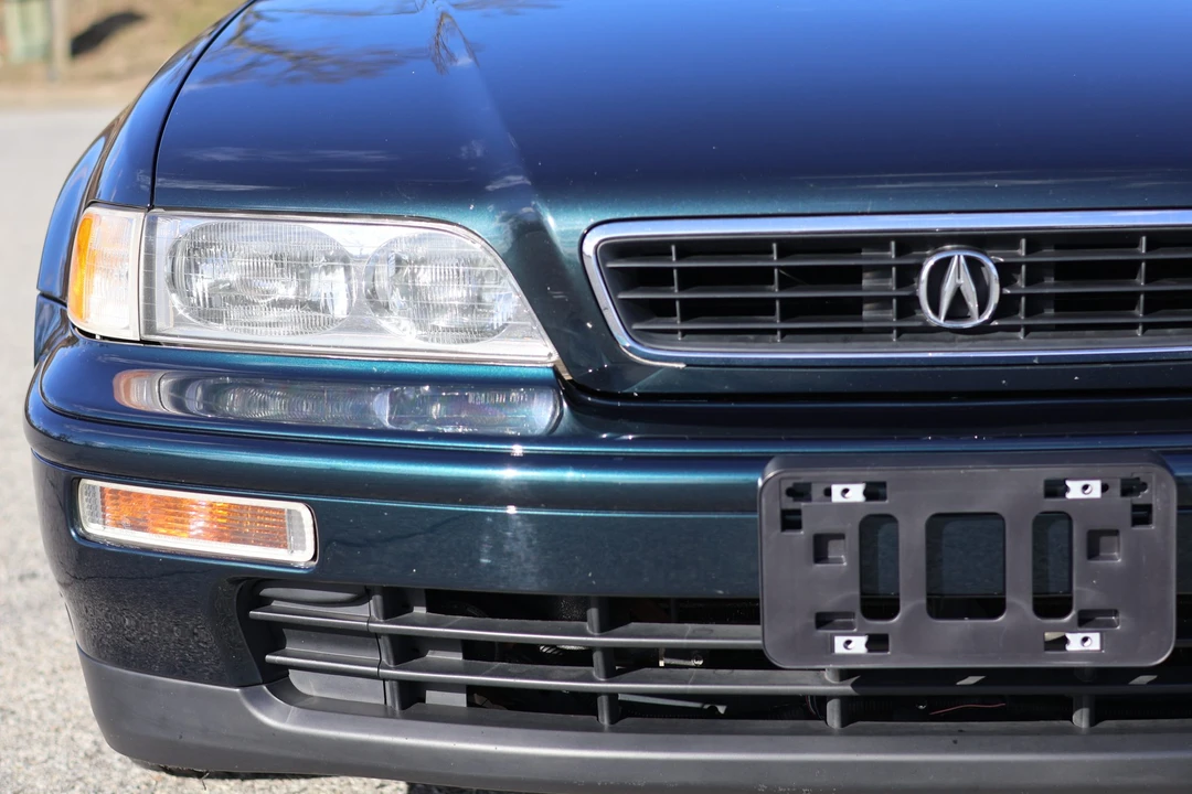 1995 Acura Legend 2nd Gen - Image 26 of 31