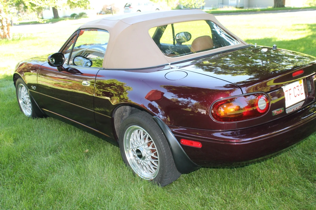 1995 Mazda NA MX-5 Miata - Image 29 of 31