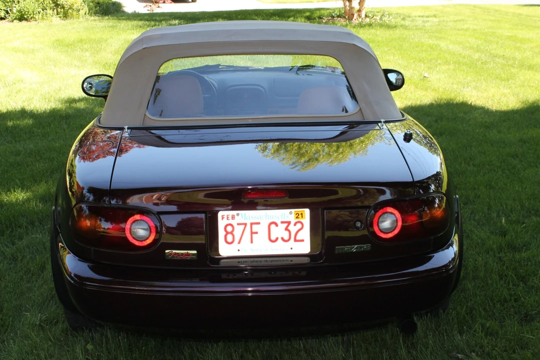 1995 Mazda NA MX-5 Miata - Image 28 of 31