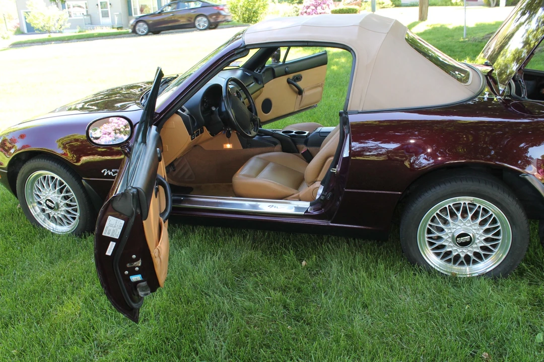 1995 Mazda NA MX-5 Miata - Image 31 of 31