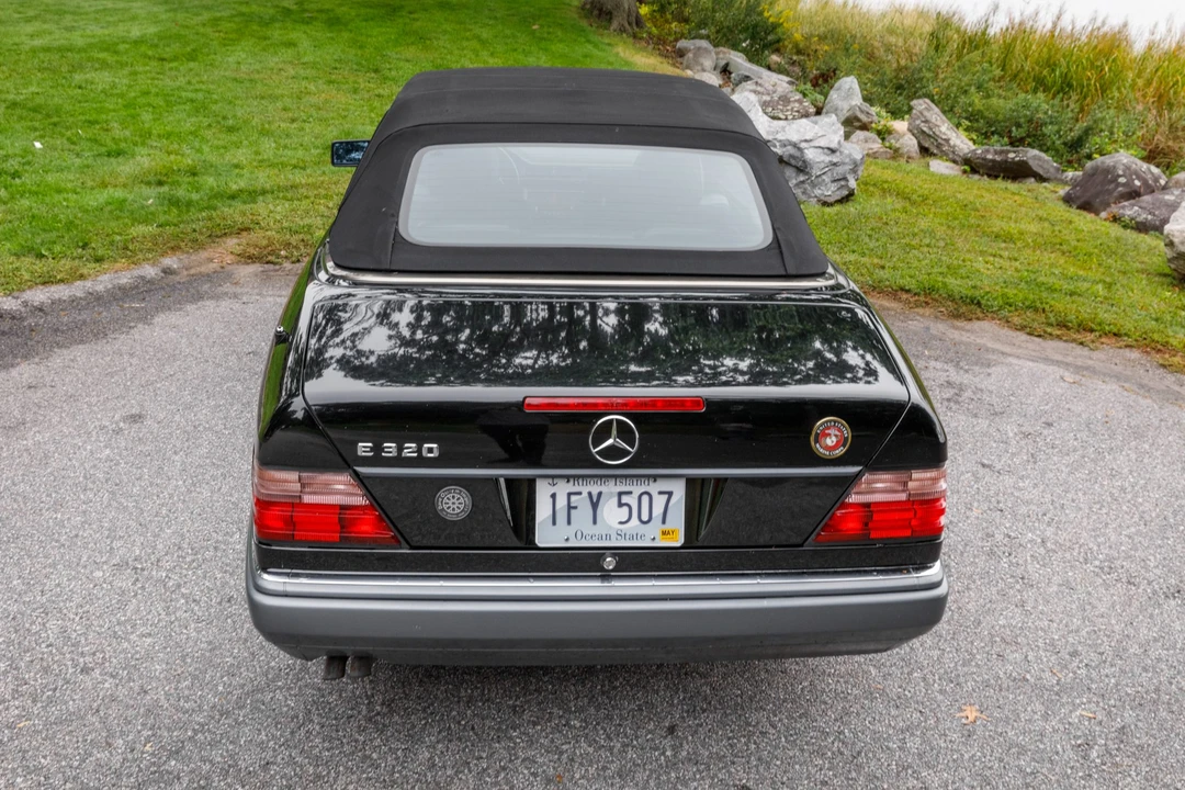 1995 Mercedes-Benz W124 E-Class - Image 12 of 31