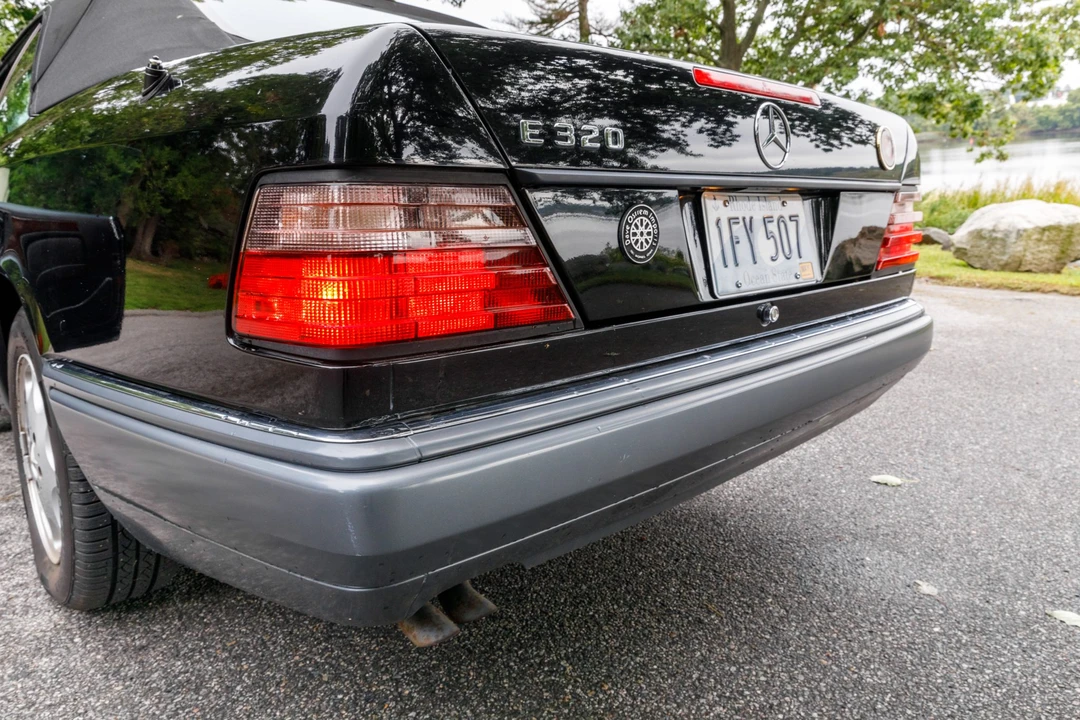 1995 Mercedes-Benz W124 E-Class - Image 19 of 31