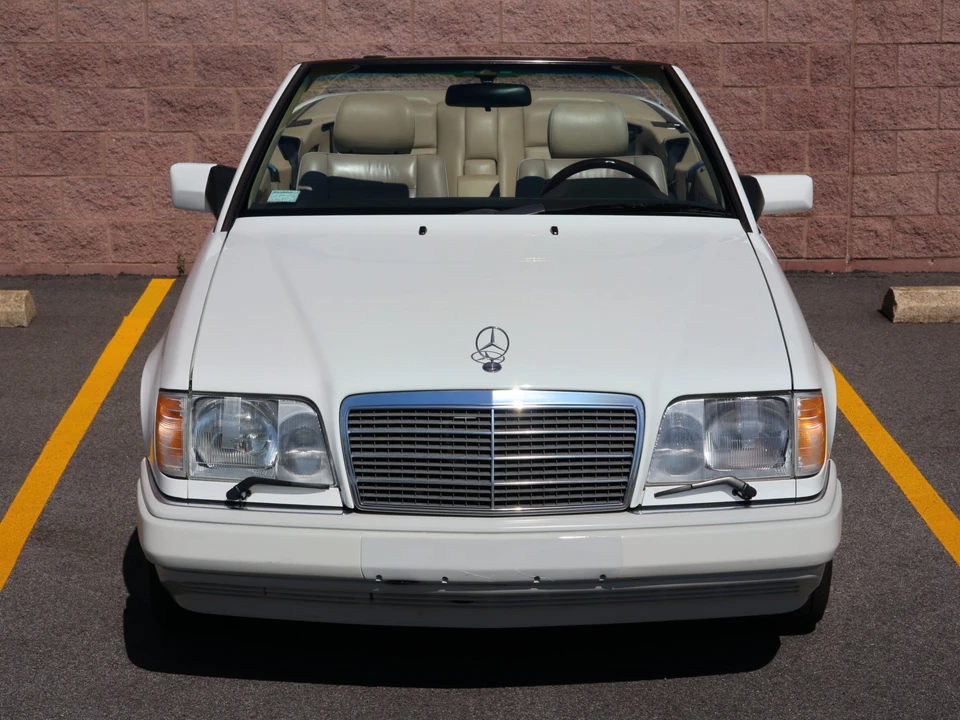 1995 Mercedes-Benz W124 E-Class - Image 5 of 31