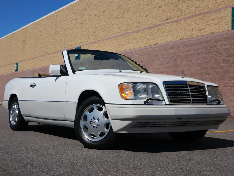 1995 Mercedes-Benz W124 E-Class - Image 10 of 31