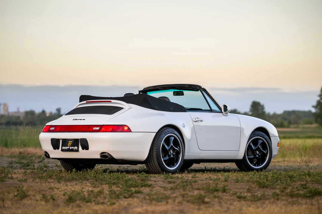 1995 Porsche 993 Carrera - Image 16 of 31