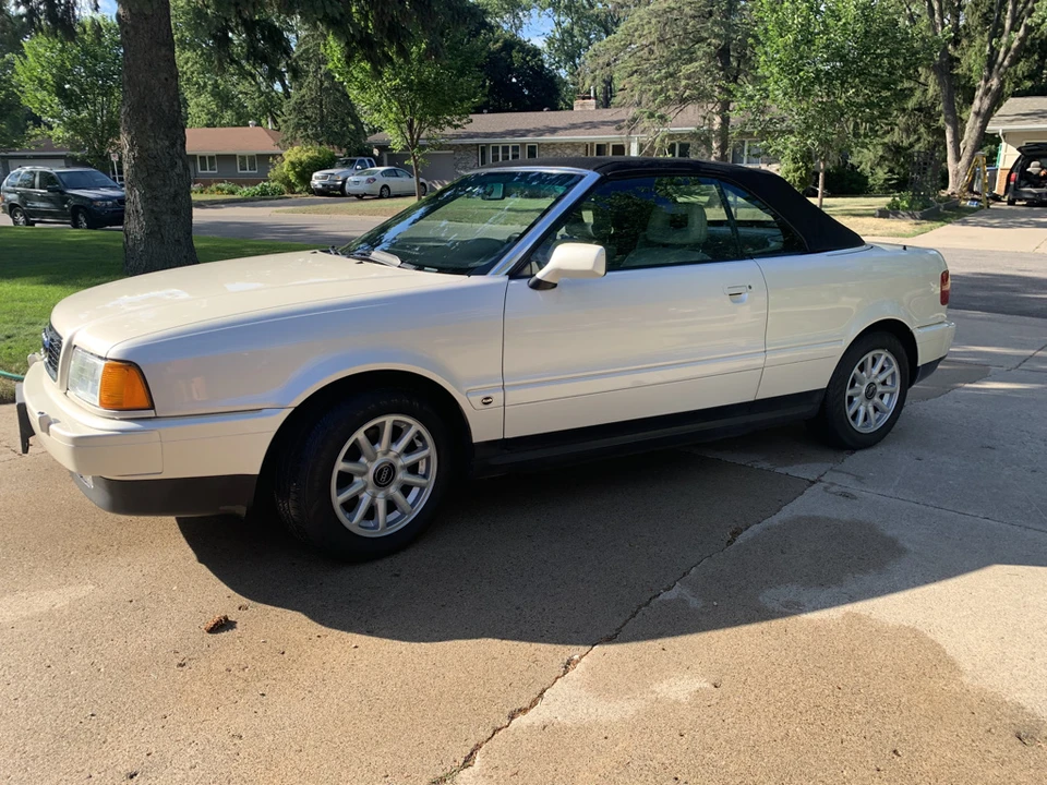 1996 Audi Coupe & Cabriolet - Image 5 of 31