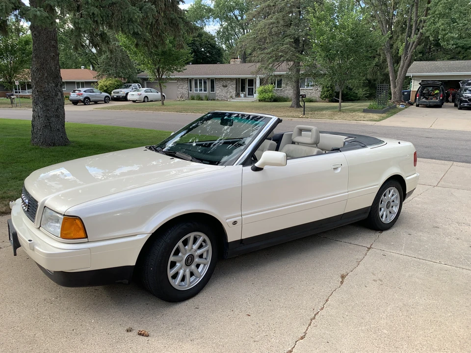 1996 Audi Coupe & Cabriolet - Image 7 of 31