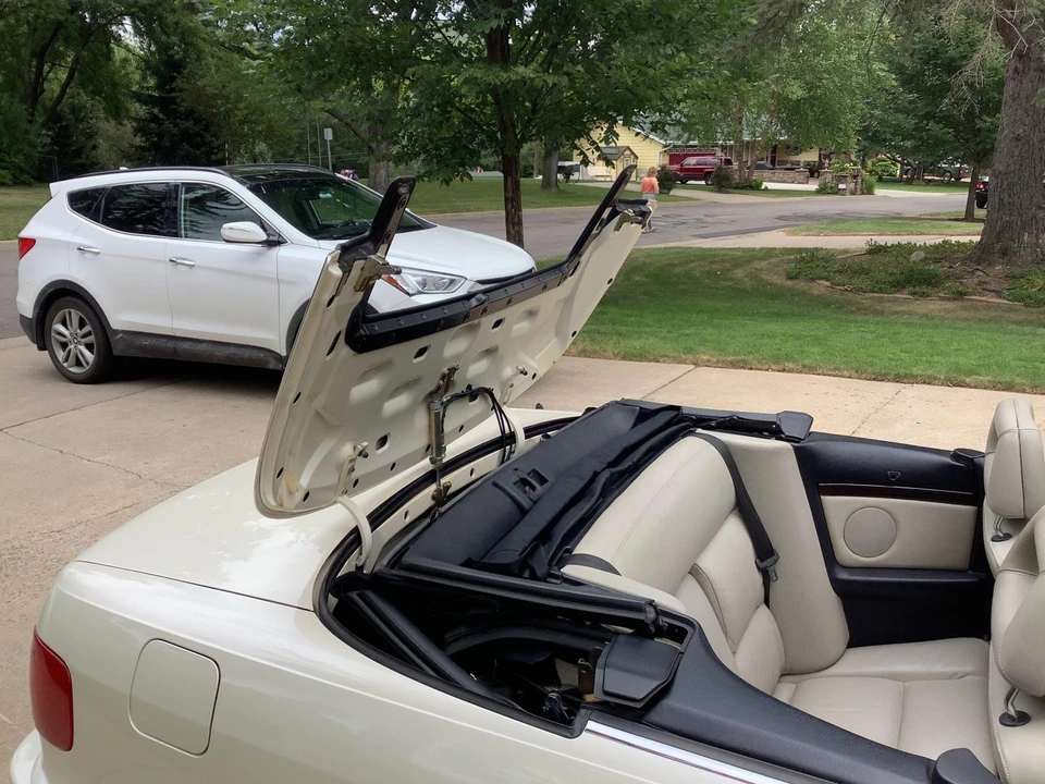 1996 Audi Coupe & Cabriolet - Image 27 of 31