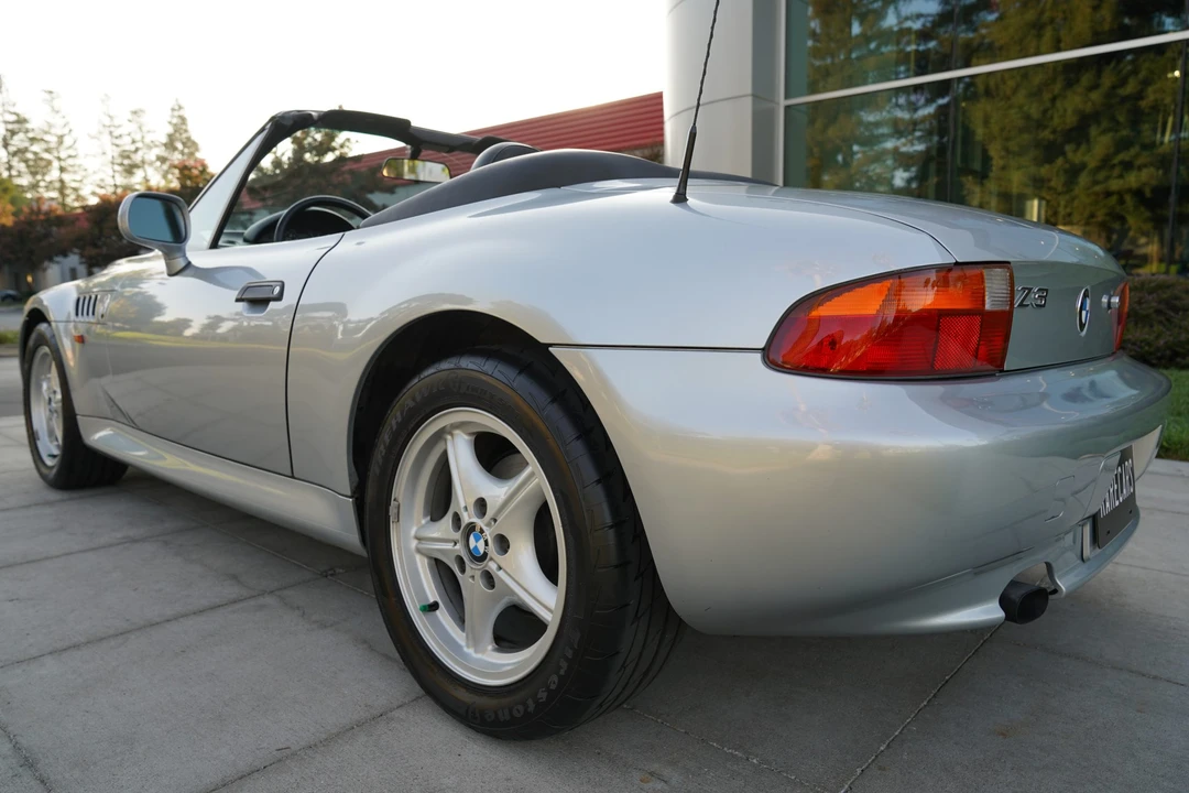 1996 BMW Z3 Roadster - Image 15 of 31