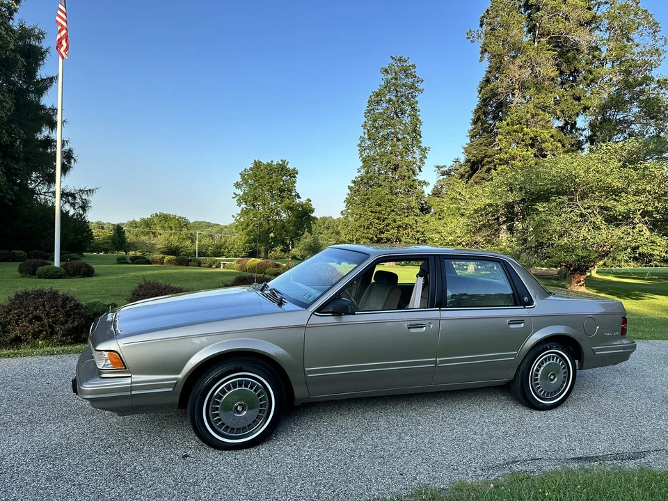 1996 Buick Century - Image 20 of 31