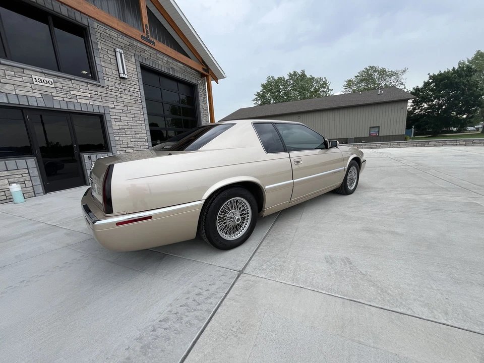 1996 Cadillac Eldorado 12th Gen - Image 10 of 31