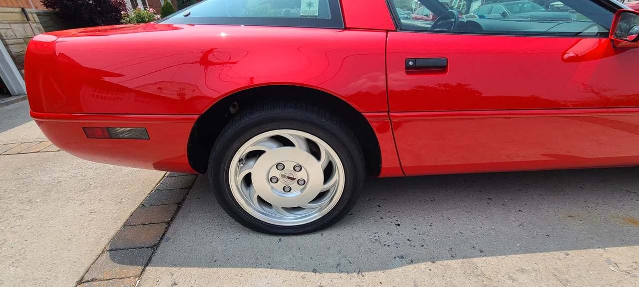 1996 Chevrolet Corvette C4 - Image 12 of 31