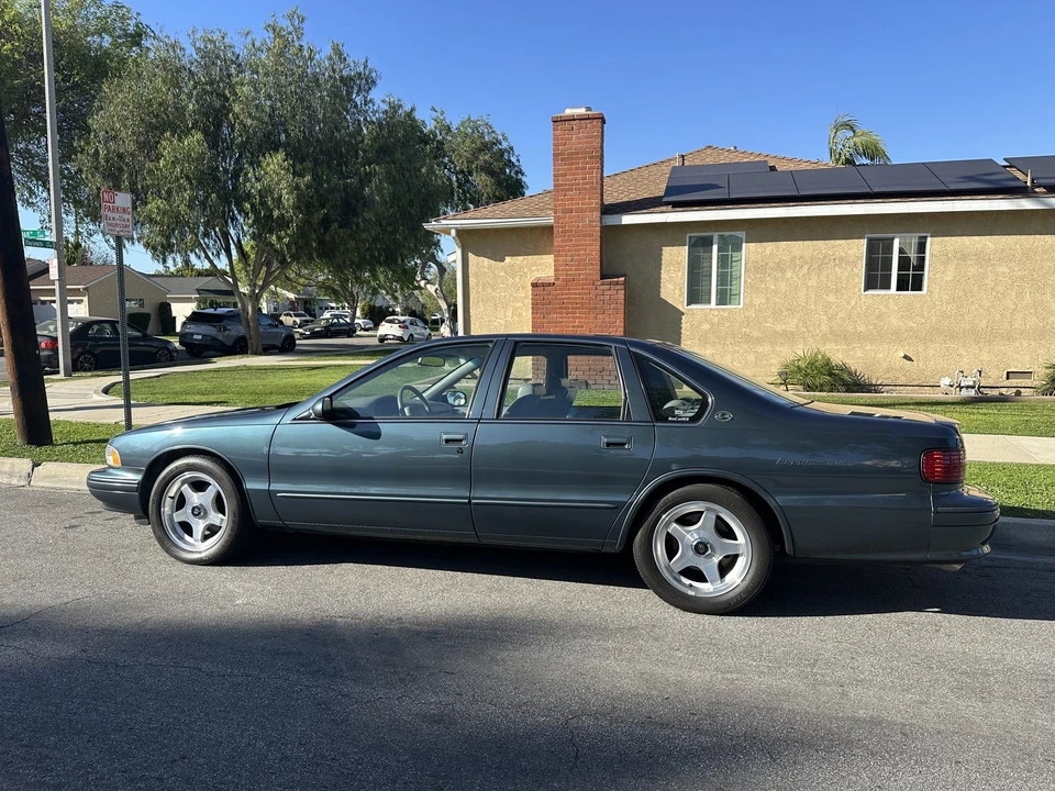 1996 Chevrolet Impala 7th Gen - Image 10 of 21