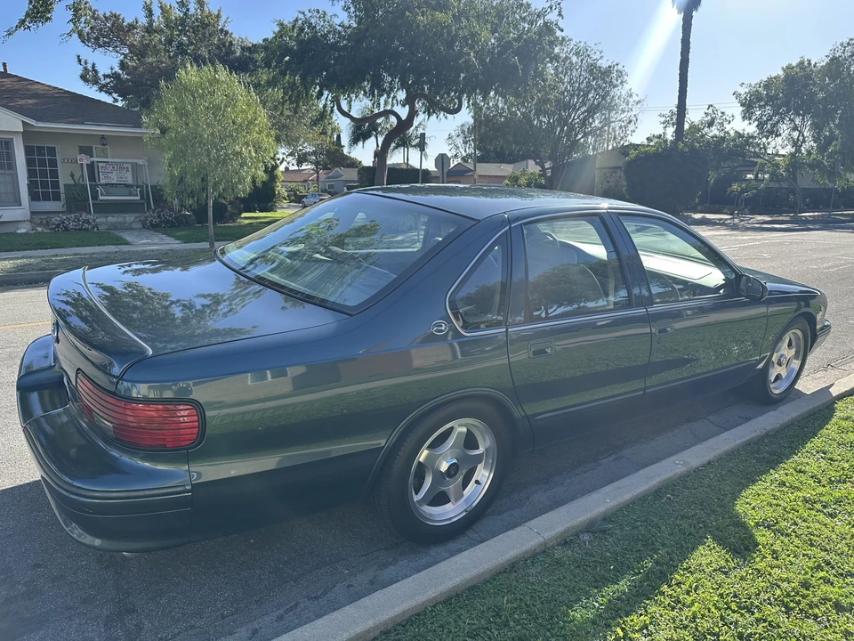 1996 Chevrolet Impala 7th Gen - Image 17 of 21