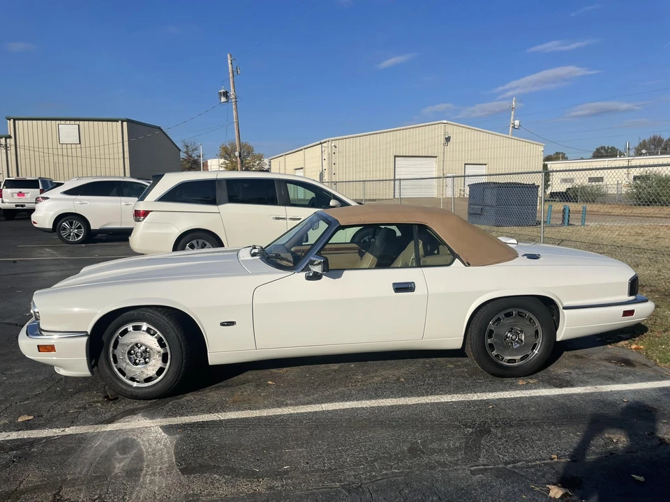 1996 Jaguar XJS Convertible - Image 10 of 31