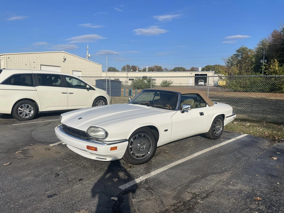1996 Jaguar XJS Convertible - Image 9 of 31