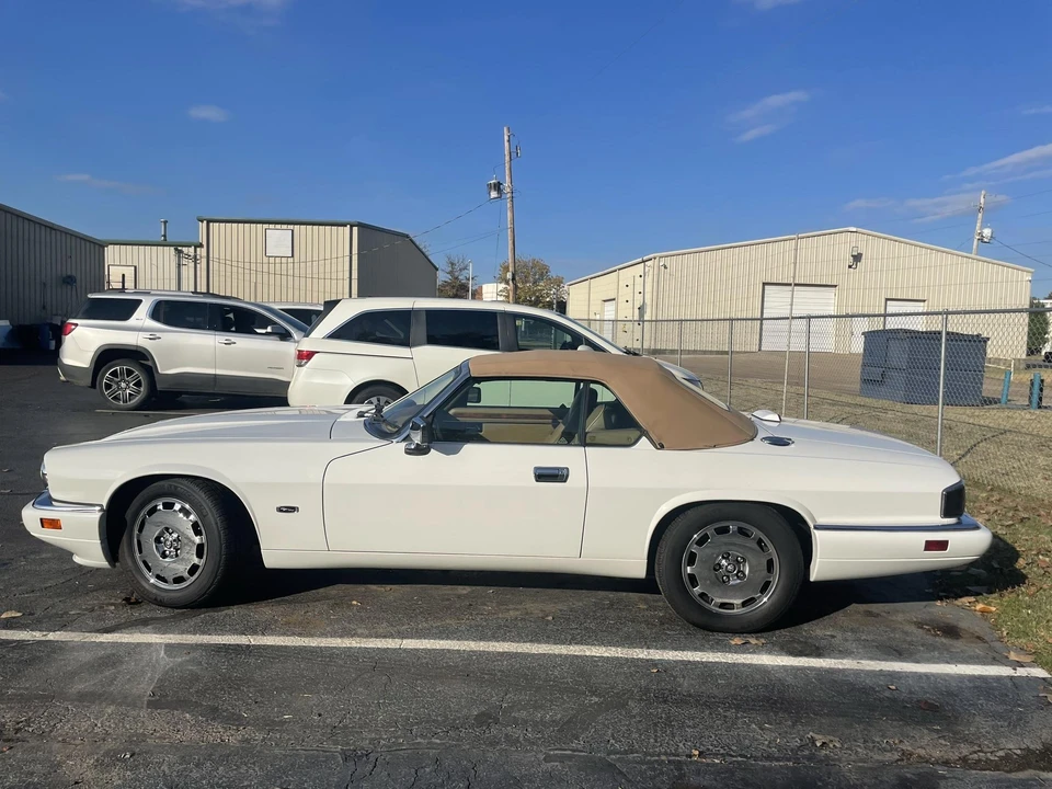1996 Jaguar XJS Convertible - Image 13 of 31