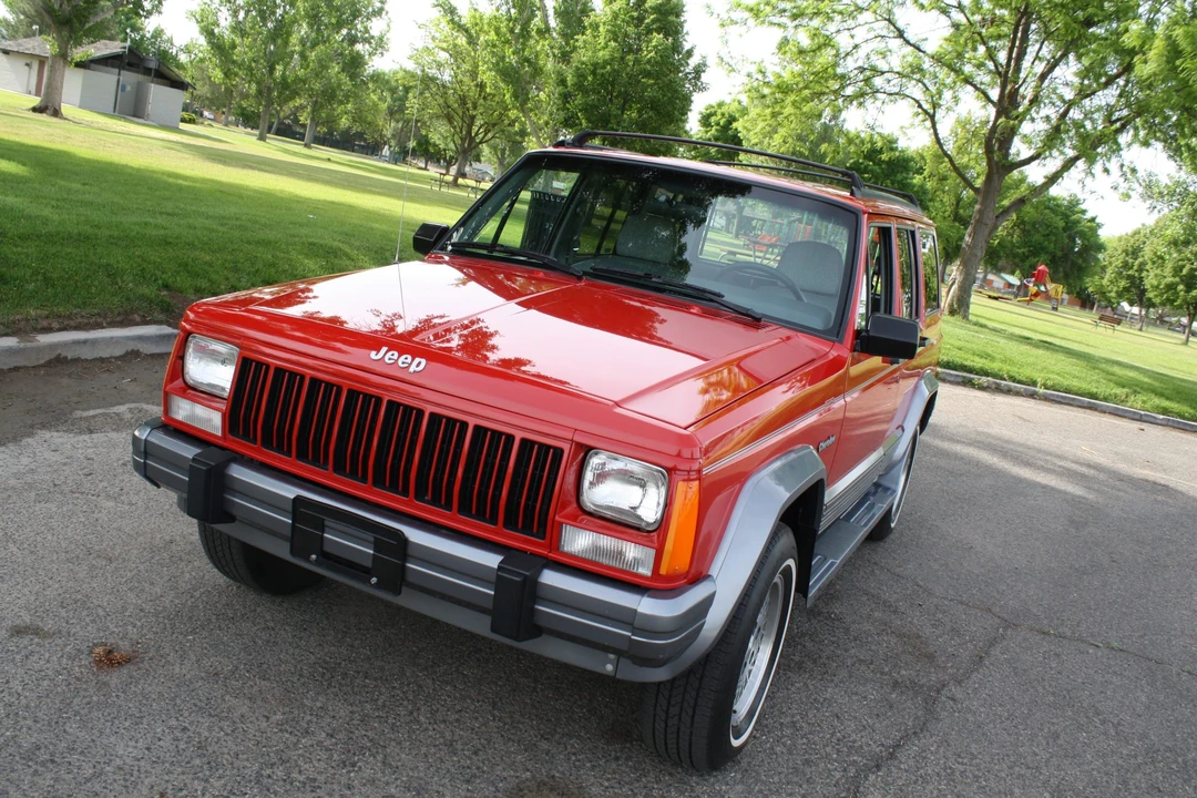 1996 Jeep XJ Cherokee - Image 6 of 31