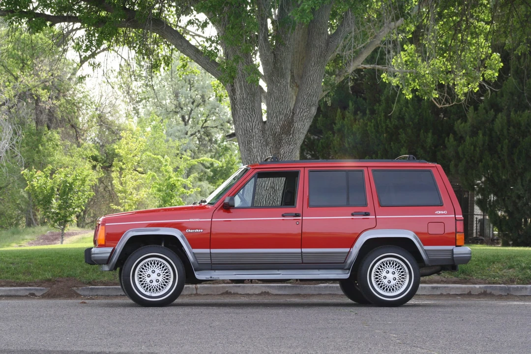 1996 Jeep XJ Cherokee - Image 18 of 31